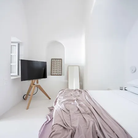 Inspire Santorini Luxury Villas Fira  Exterior photo