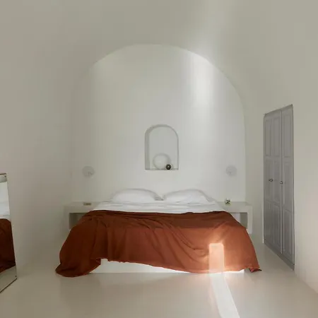 Inspire Santorini Luxury Villas Fira  Exterior photo
