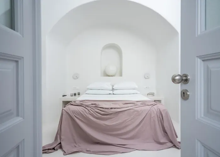 Inspire Santorini Luxury Villas